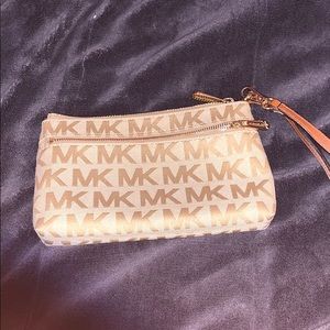 Michael Kors wristlet